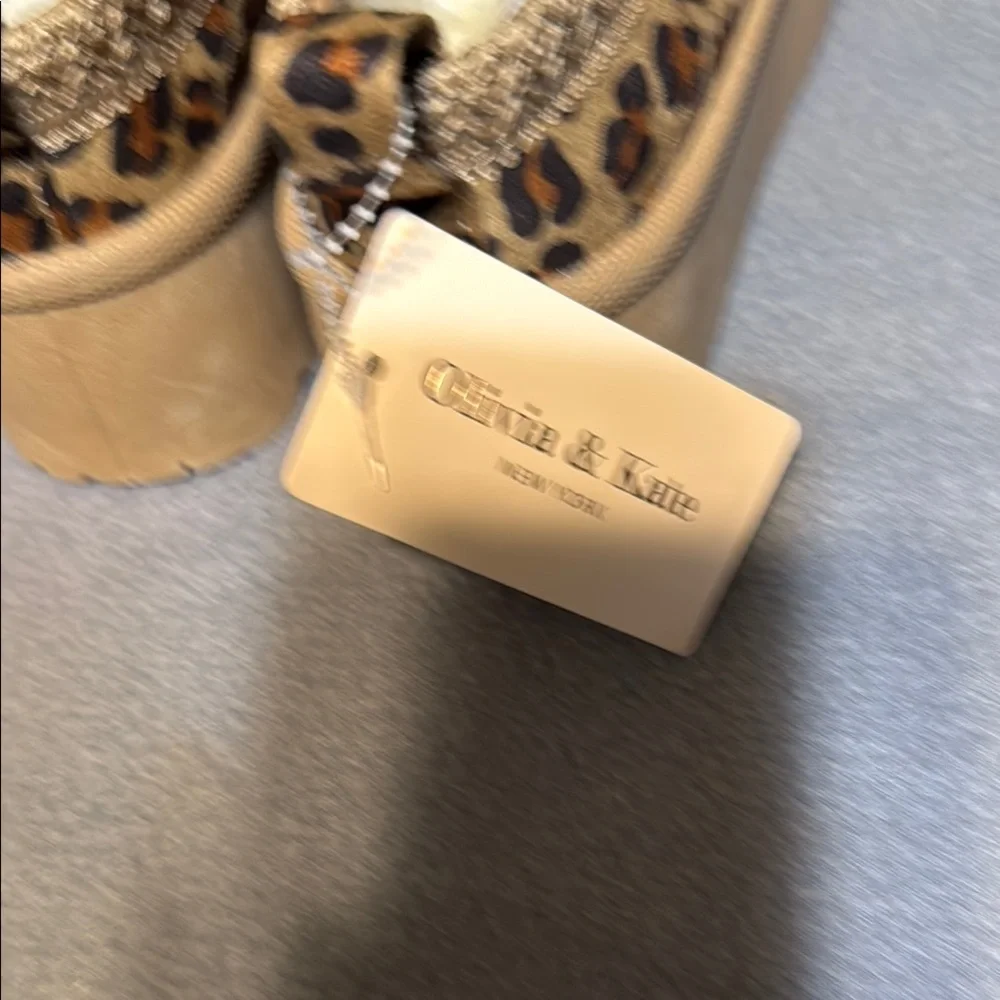 Leopard Print Cozy Slip-Ons - Picture 3 of 6